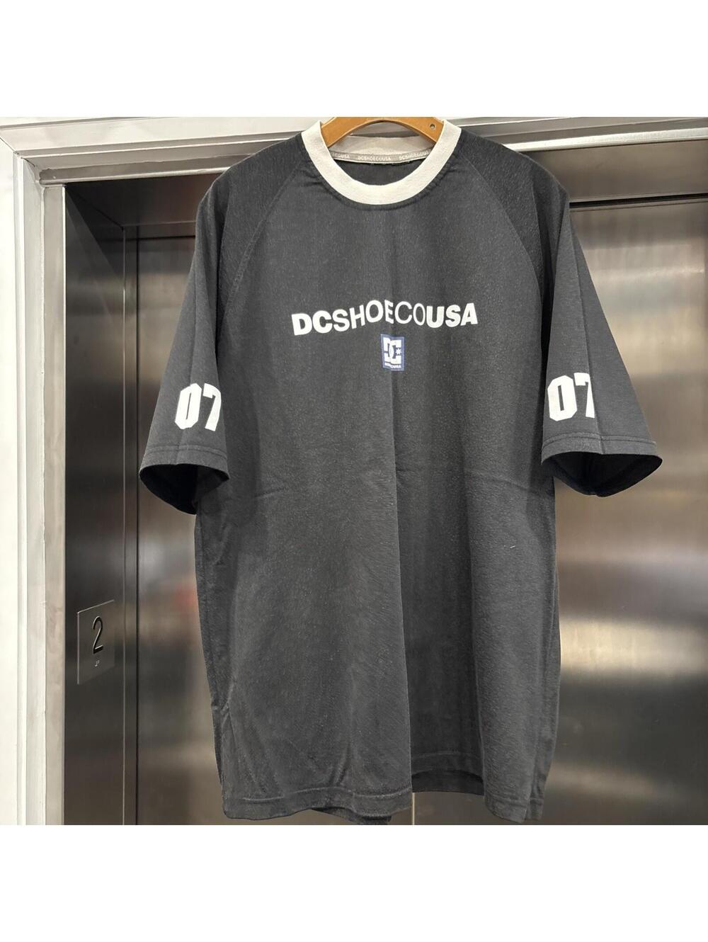 Vintage 2007 Dc shoes Skate Ringer Short Sleeve T Shirt